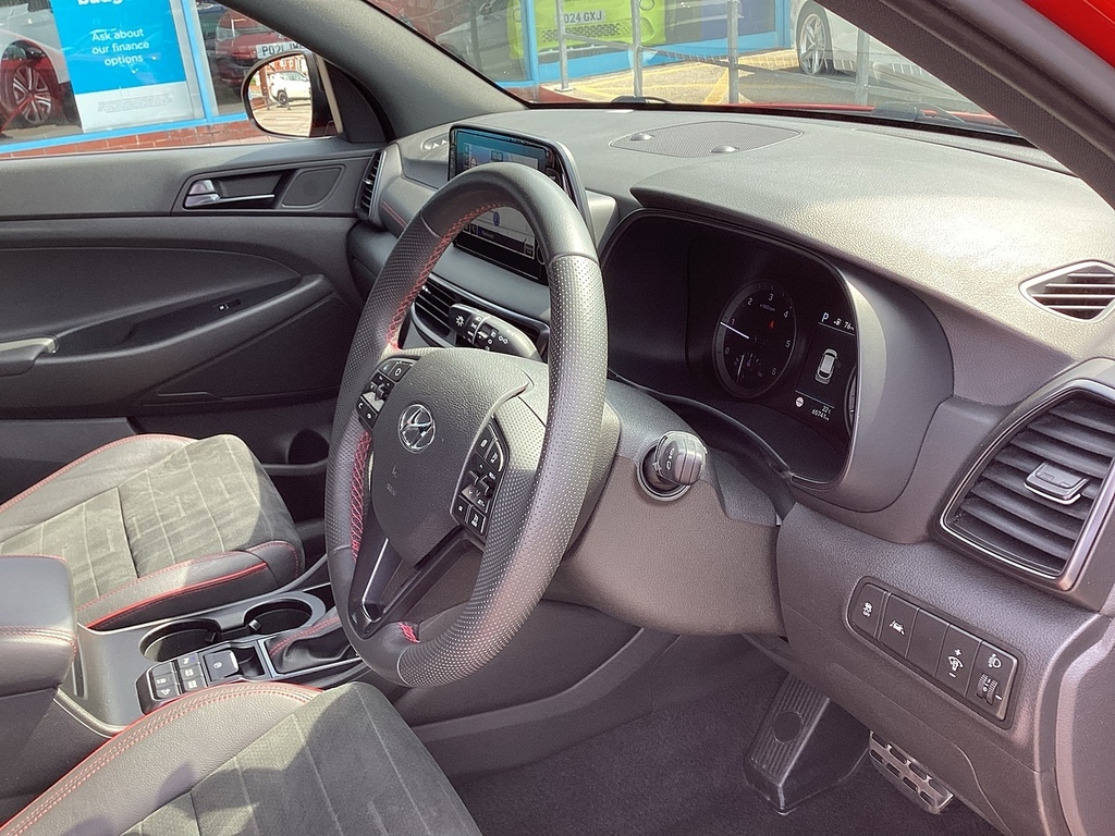 Hyundai Tucson Crdi Mhev N Line SL70TOV Red #5
