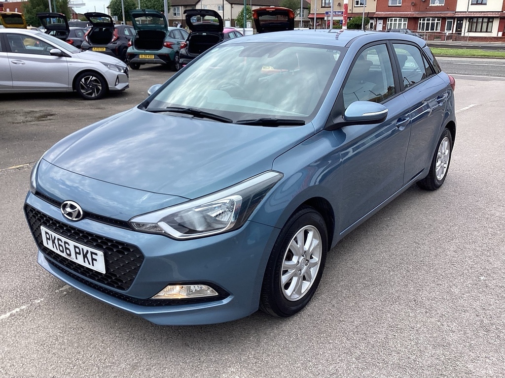 Hyundai I20 Se Blue #5