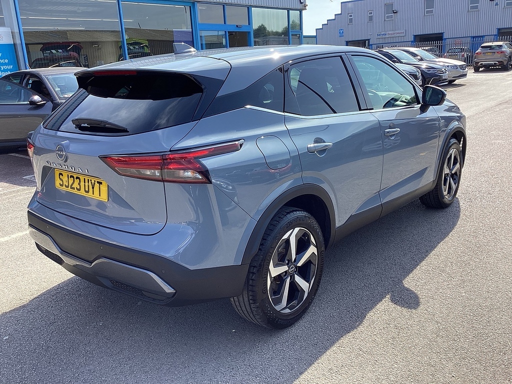 Nissan Qashqai Dig-t Mhev N-connecta Grey #4