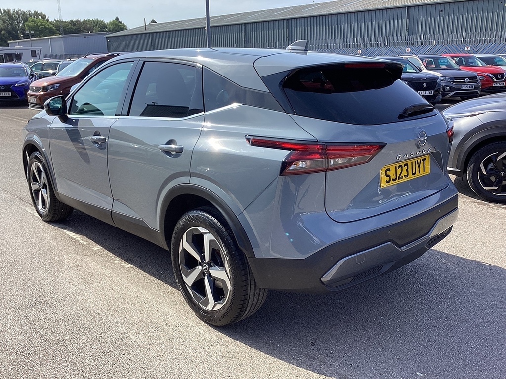 Nissan Qashqai Dig-t Mhev N-connecta Grey #2