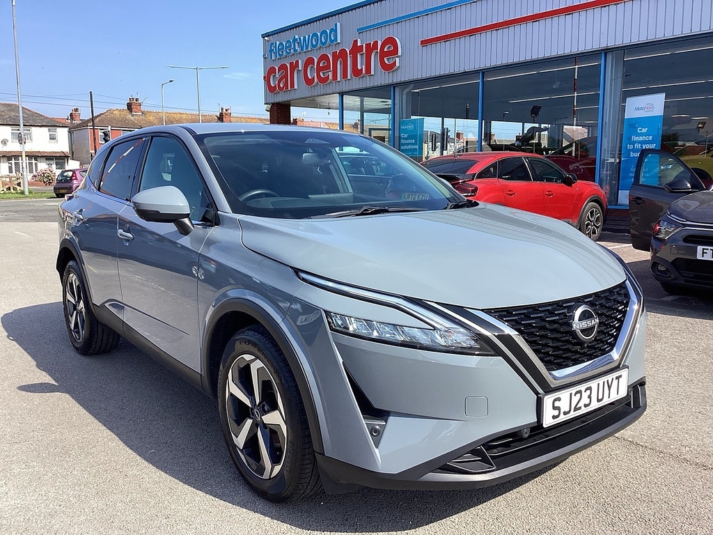 Nissan Qashqai Dig-t Mhev N-connecta Grey