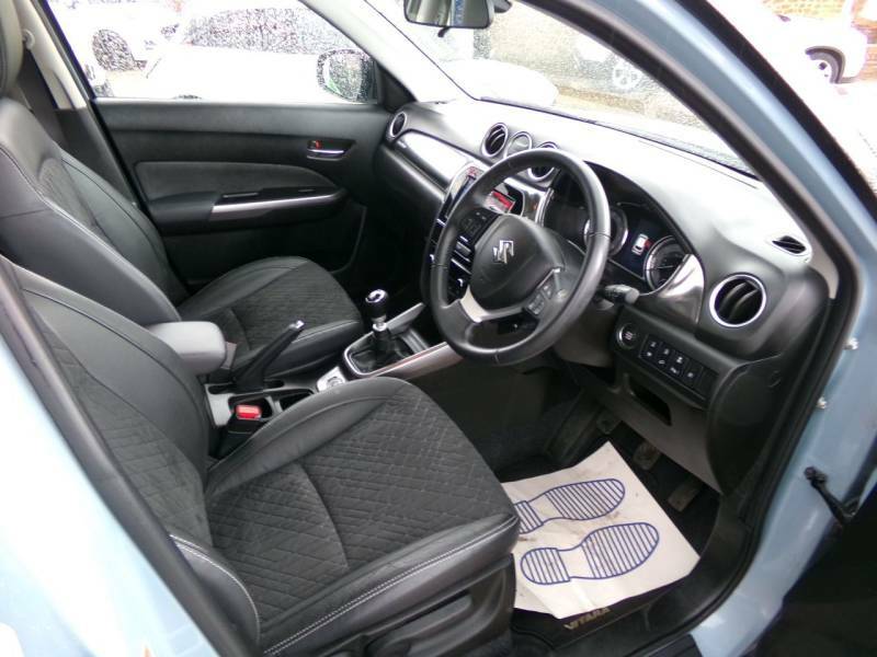 Suzuki Vitara Sz-t Red #7