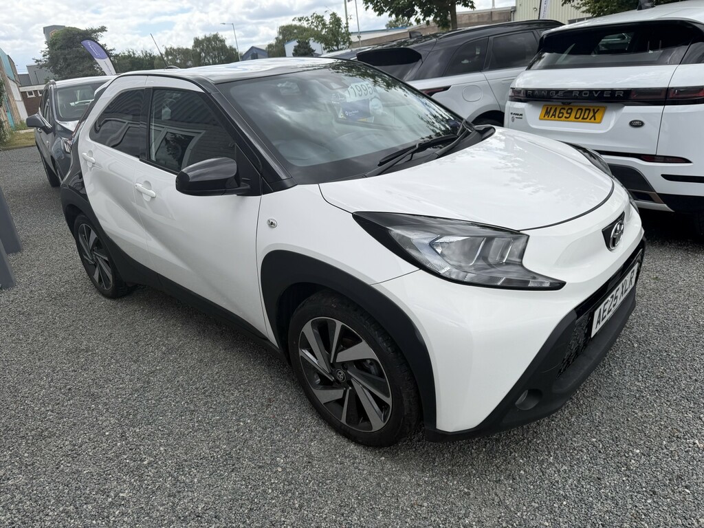 Toyota Aygo X 1.0 Vvt-i Edge White #3