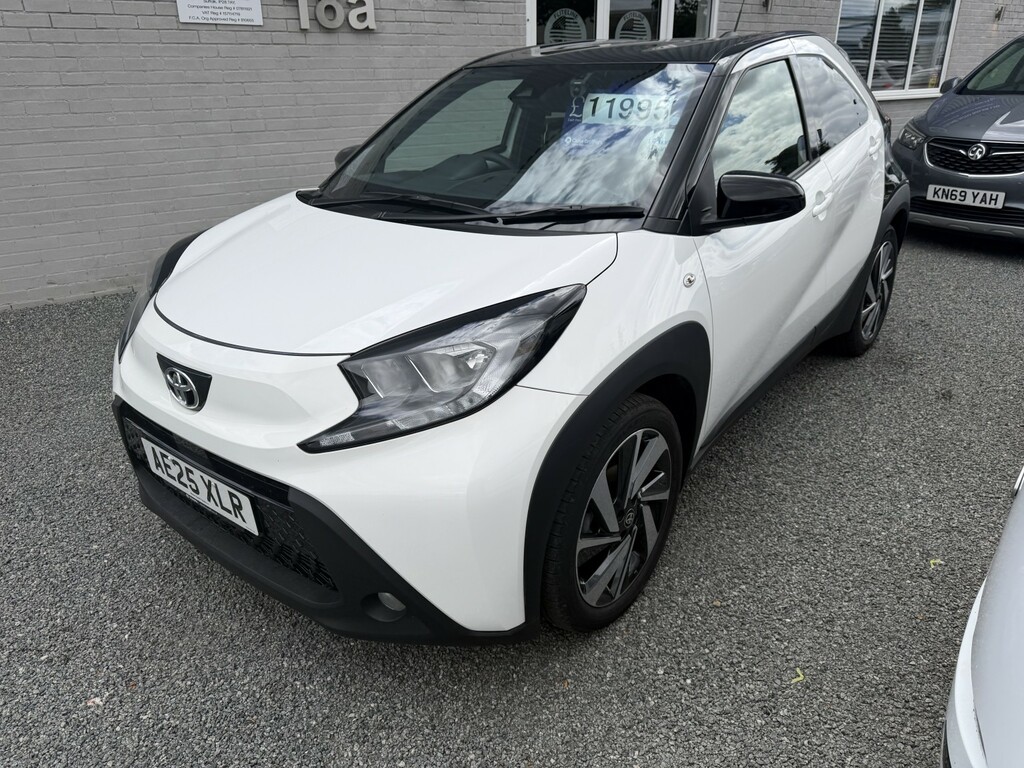 Toyota Aygo X 1.0 Vvt-i Edge White #4
