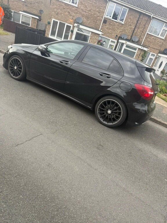 Mercedes-Benz A Class 2.1 A200d Amg Line Black #5