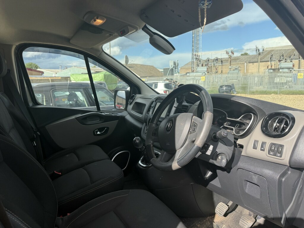 Renault Trafic 1.6 Dci 27 Sport Nav  #7