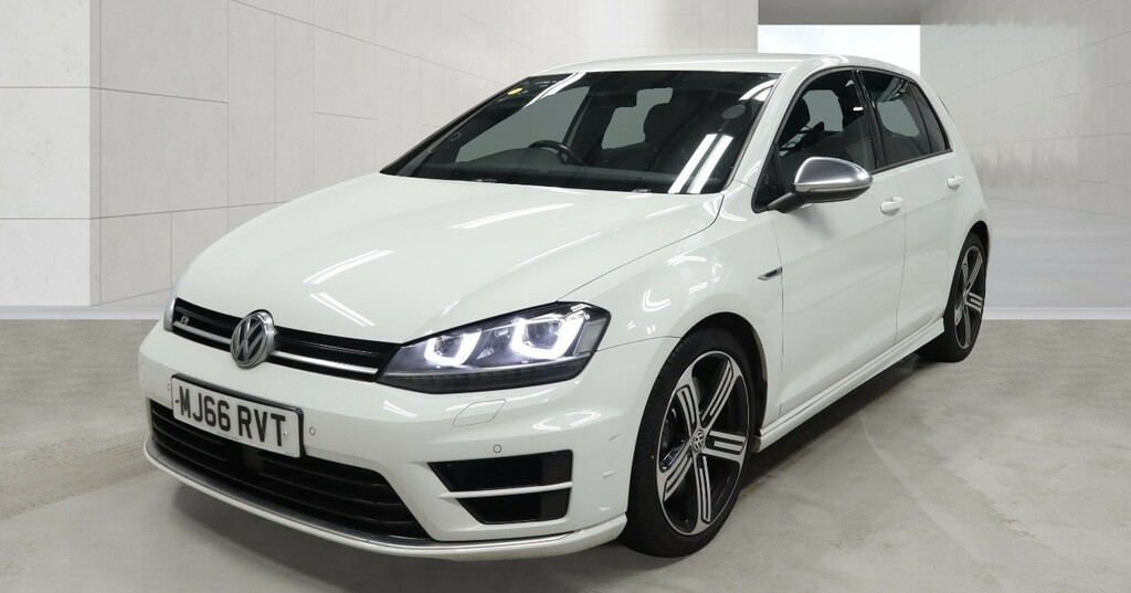 Volkswagen Golf 2.0 Tsi Bluemotion Tech R 2016 MJ66RVT White #2