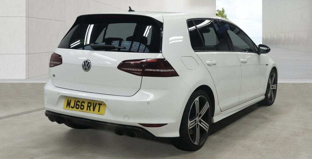 Volkswagen Golf 2.0 Tsi Bluemotion Tech R 2016 MJ66RVT White #6