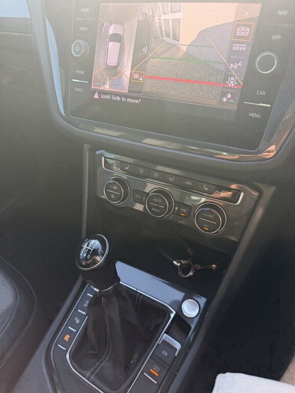 Volkswagen Tiguan Automatic White #10