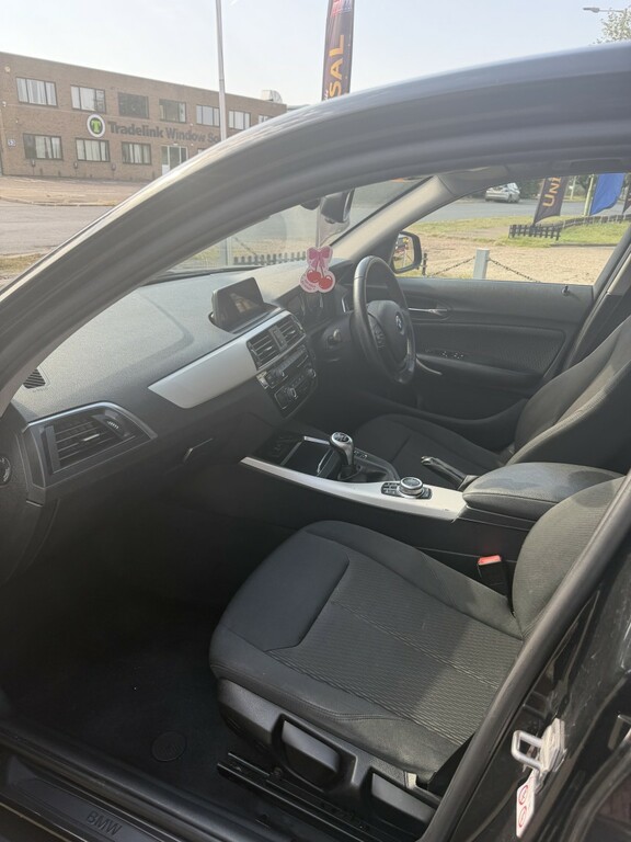 BMW 1 Series 120I 2.0 M Sport Navservotronic Step White #5