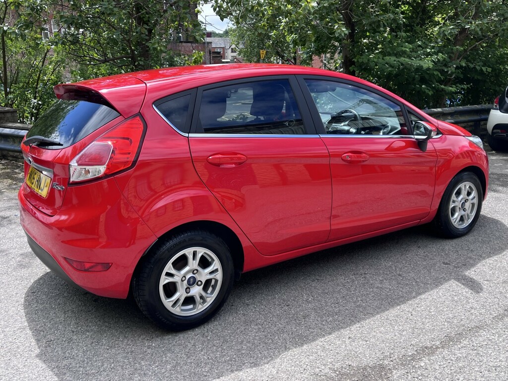 Ford Fiesta 1.6 Tdci Econetic Titanium Hatchback Ma Red #5