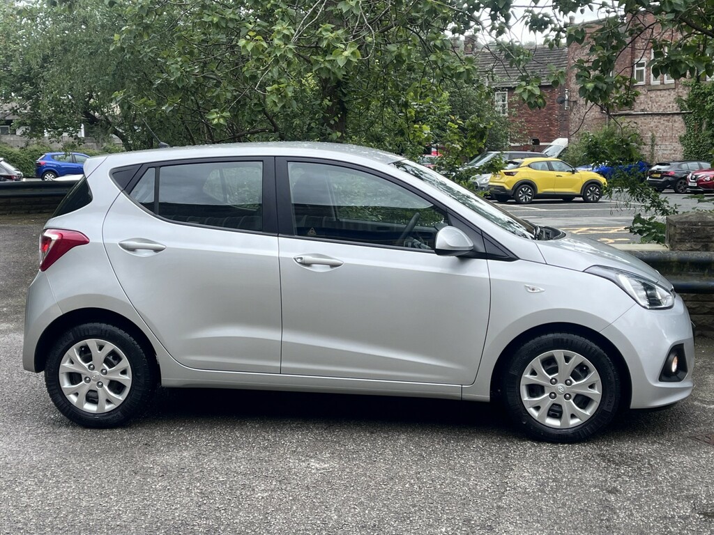 Hyundai I10 1.0 Se Hatchback Euro 5 66 Ps Silver #6