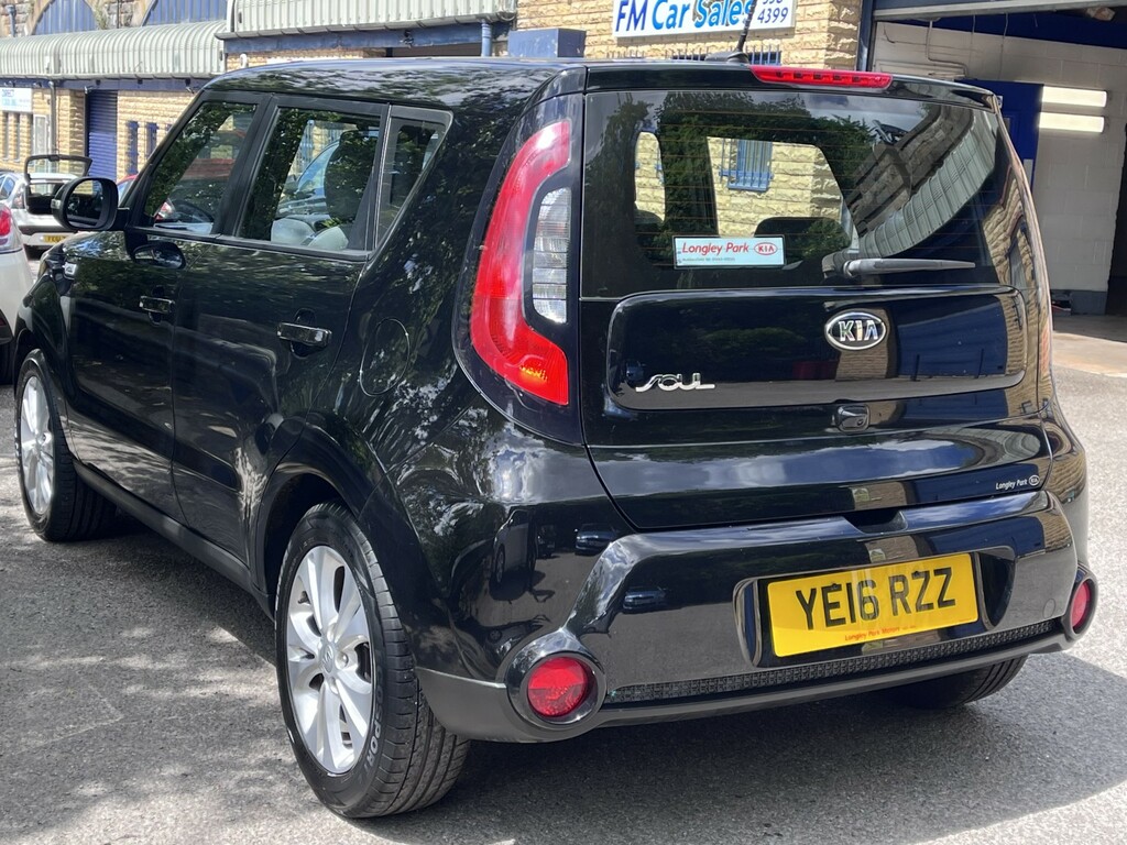 Kia Soul 1.6 Gdi Connect Plus Suv Euro 6 Black #4