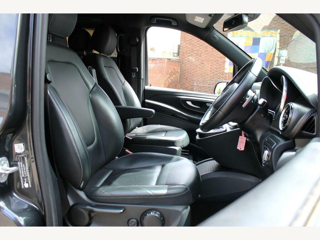 Mercedes-Benz V Class 2.0 V300d Amg Line G-tronic Euro 6 S S Grey #4