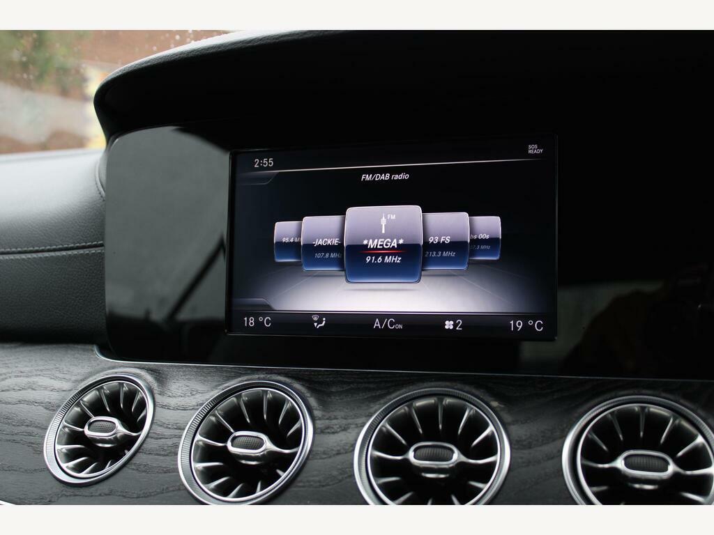 Mercedes-Benz E Class E 220 D Amg Line Premium Plus Red #24