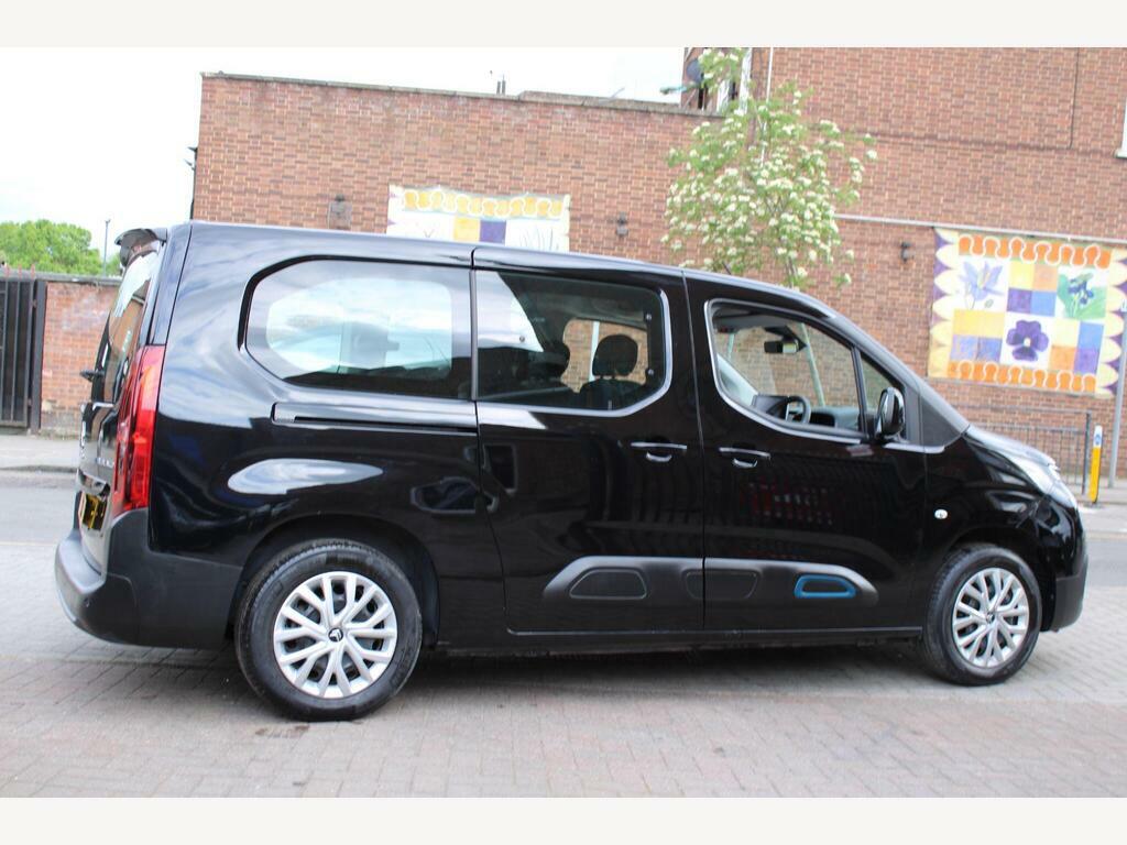 Citroen e-Berlingo Feel XL Grey #16