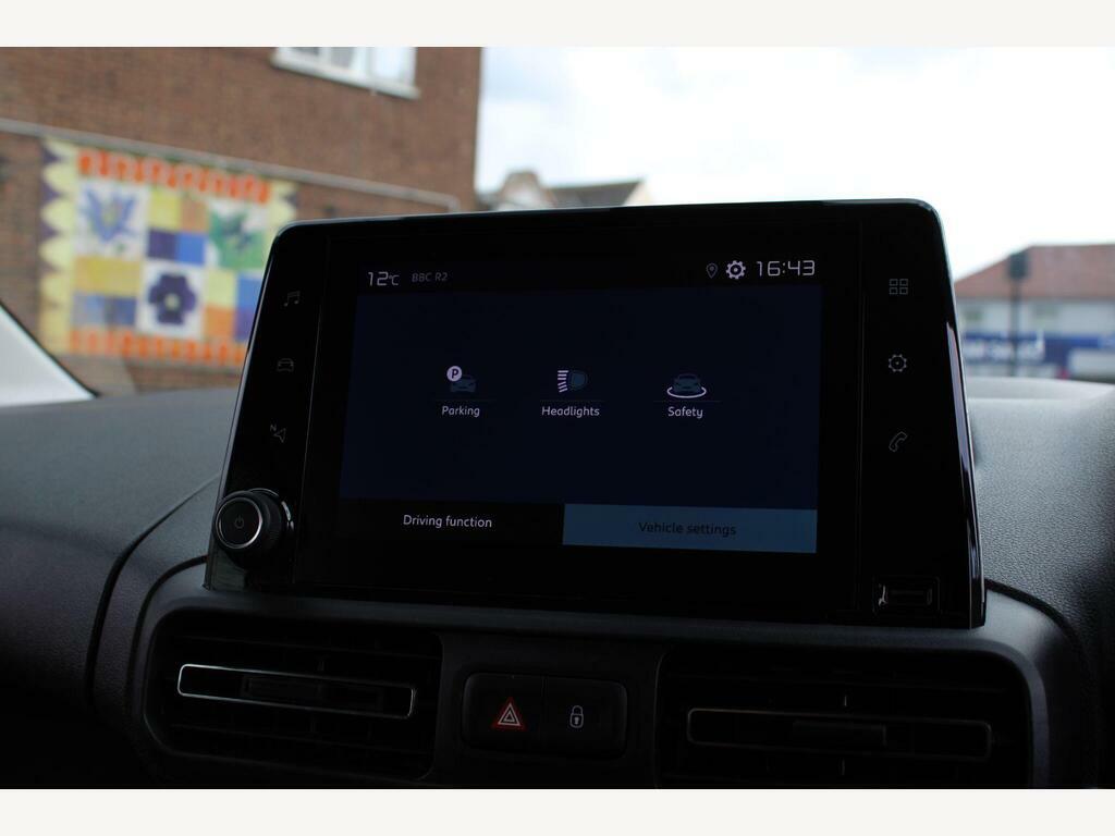 Citroen e-Berlingo Feel XL Grey #24