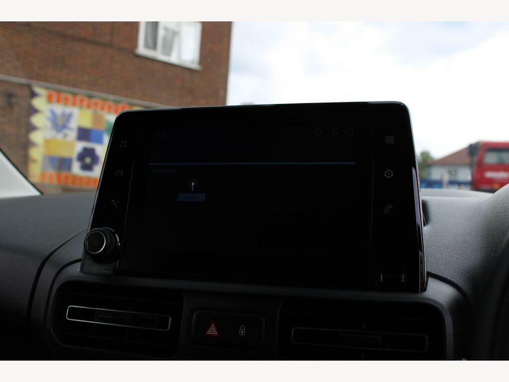 Citroen e-Berlingo Feel XL Grey #26