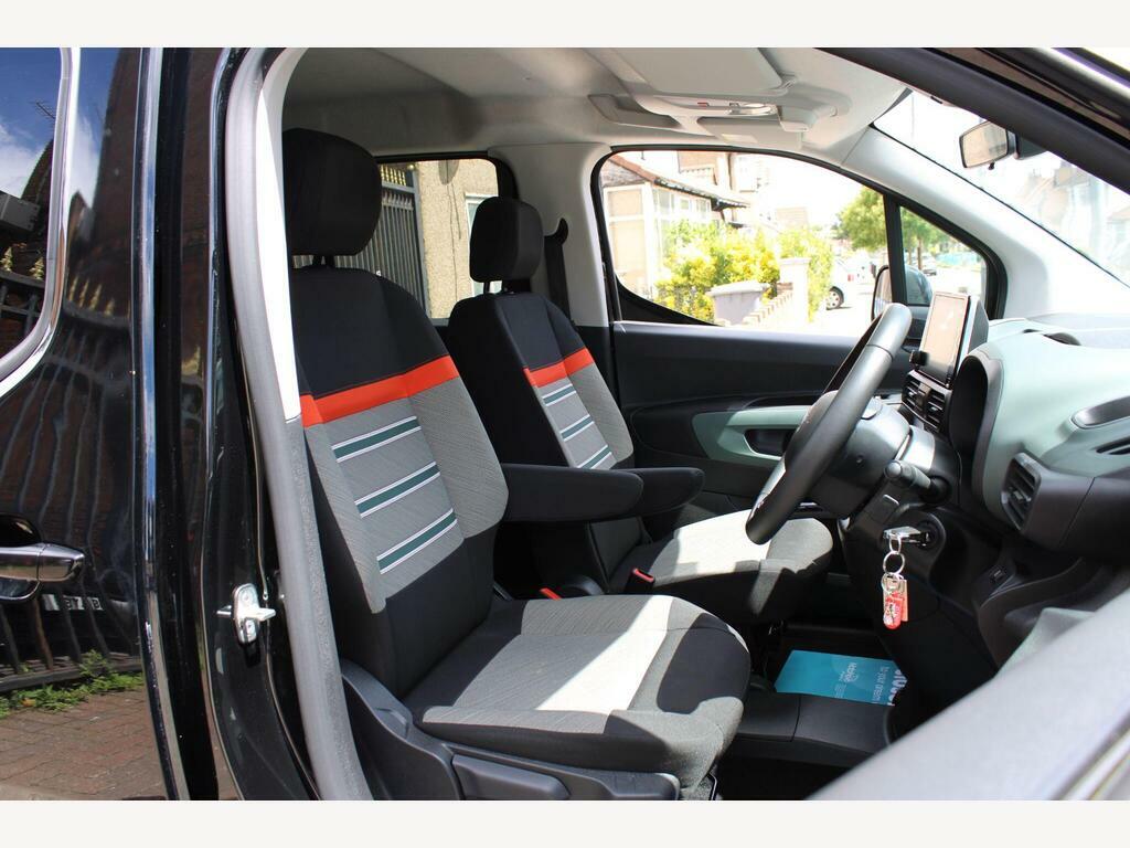 Citroen e-Berlingo 800 50Kwh Driver Edition M Panel Van #17