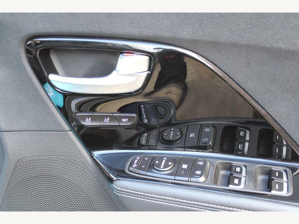 Kia e-Niro 64Kwh 2 Suv 201 Bhp Red #8