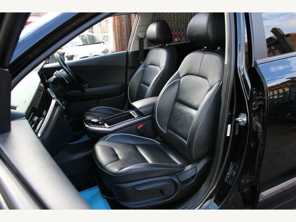 Kia e-Niro 64Kwh 2 Suv 201 Bhp Red #19