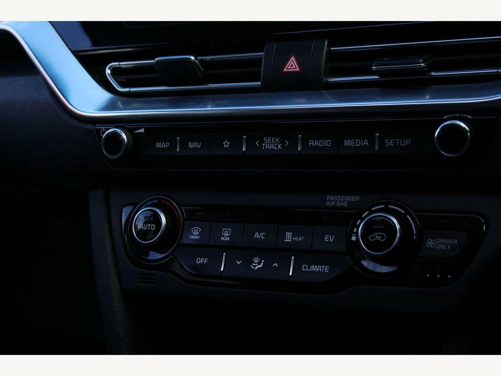 Kia e-Niro 64Kwh 2 Suv 201 Bhp Red #29