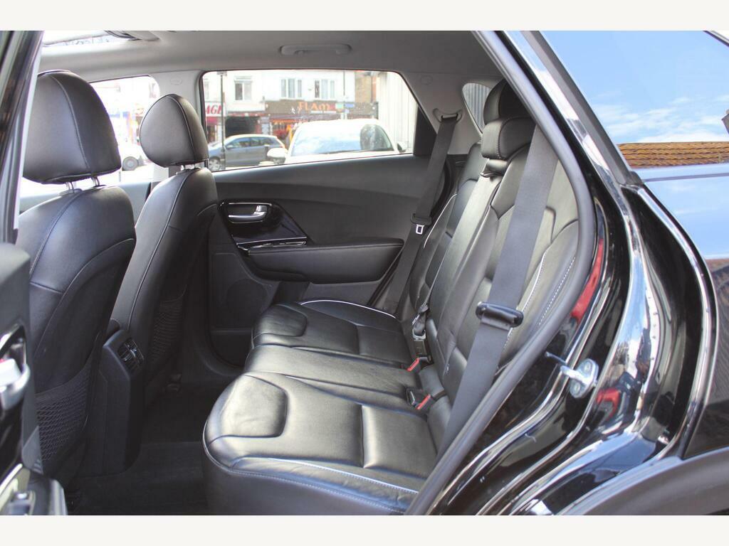 Kia e-Niro 64Kwh 2 Suv 201 Bhp Red #7