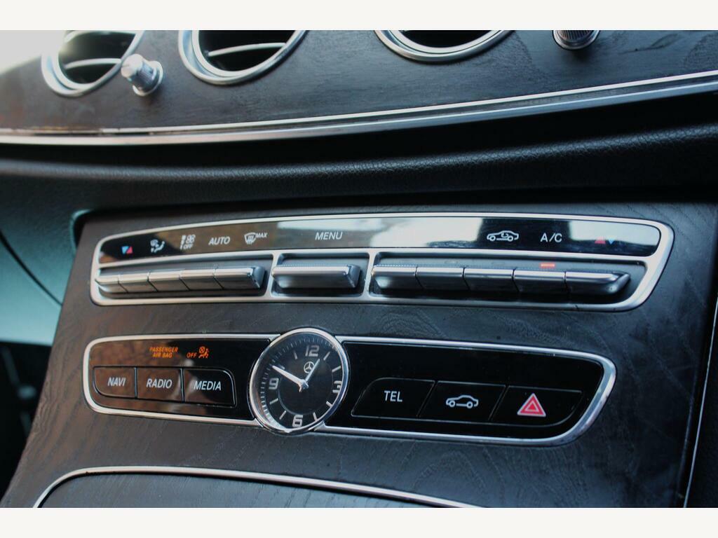 Mercedes-Benz E Class 2.0 E200 Amg Line Premium Plus G-tronic Euro 6 White #18