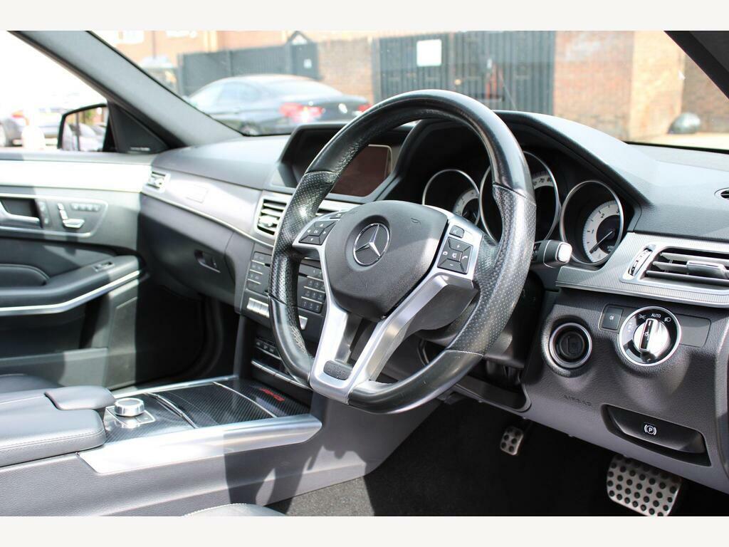 Mercedes-Benz E Class 3.0 E350 V6 Bluetec Amg Night Edition Premium G- Black #4
