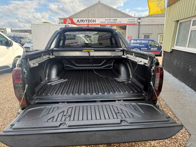 Nissan Navara Automatic Grey #4