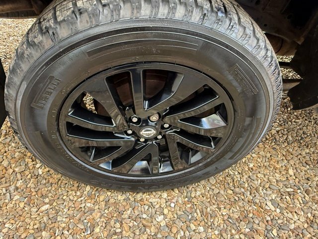 Nissan Navara Automatic Grey #31