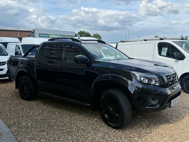 Nissan Navara Automatic Grey #39