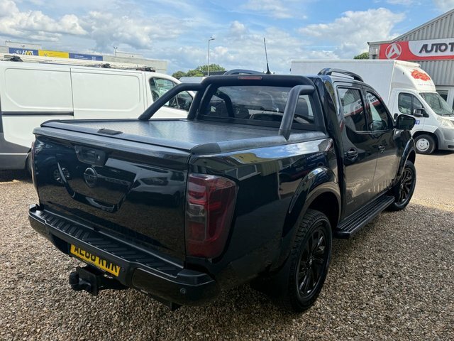 Nissan Navara Automatic Grey #40