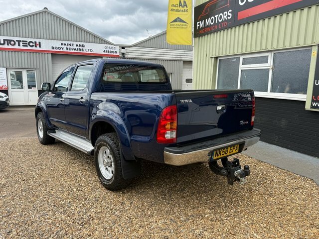 Toyota HILUX Hilux 3.0 D4d Blue #2