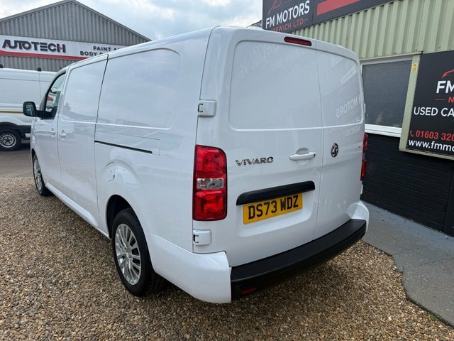 Vauxhall Vivaro Turbo D 2900 Pro White #2
