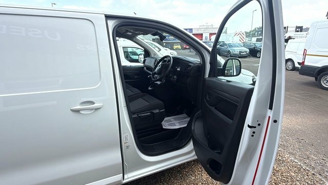 Vauxhall Vivaro Turbo D 2900 Pro White #3