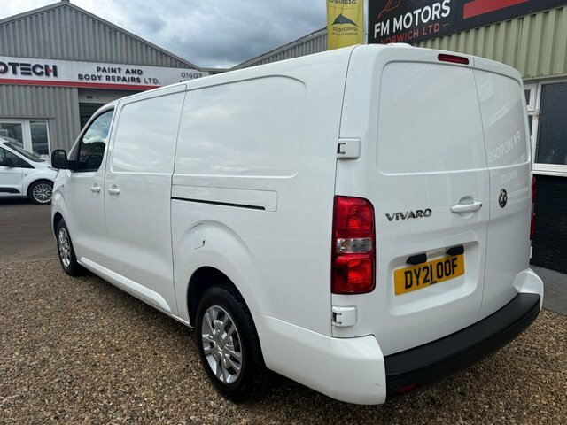 Vauxhall Vivaro Turbo D 3100 Sportive White #3