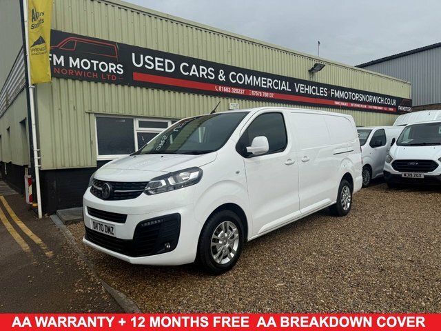 Vauxhall Vivaro Turbo D 2900 Sportive White