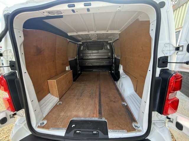 Vauxhall Vivaro Turbo D 2900 Sportive DV20NLP White #4