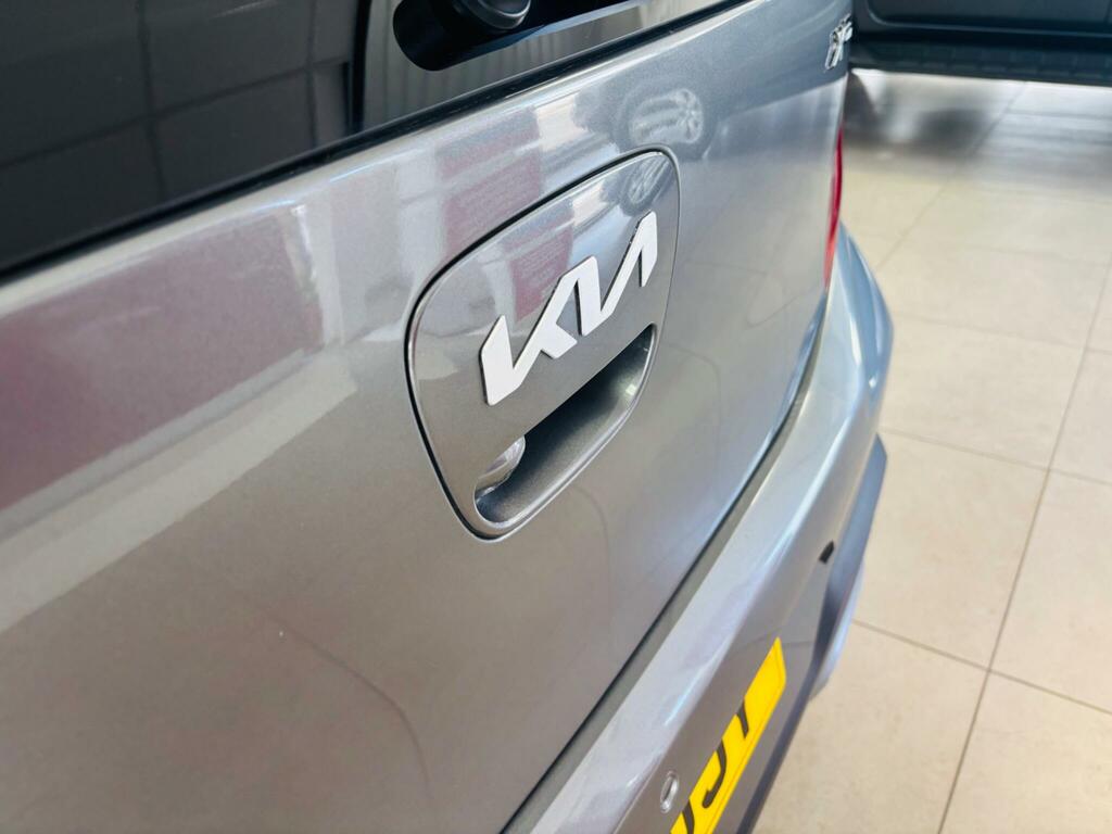 Kia Picanto 1.0 2 White #20