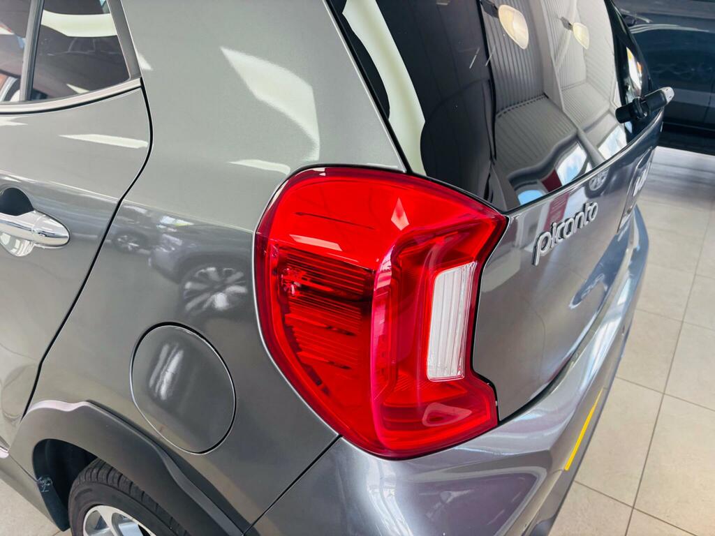 Kia Picanto 1.0 2 White #17