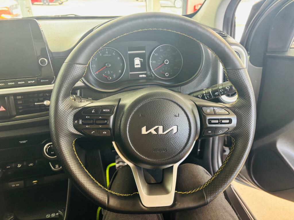 Kia Picanto 1.0 2 White #33
