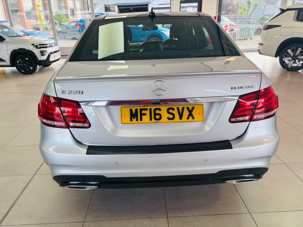 Mercedes-Benz E Class 2.1 E220 Bluetec Amg Night Edition Premium Saloo Silver #6