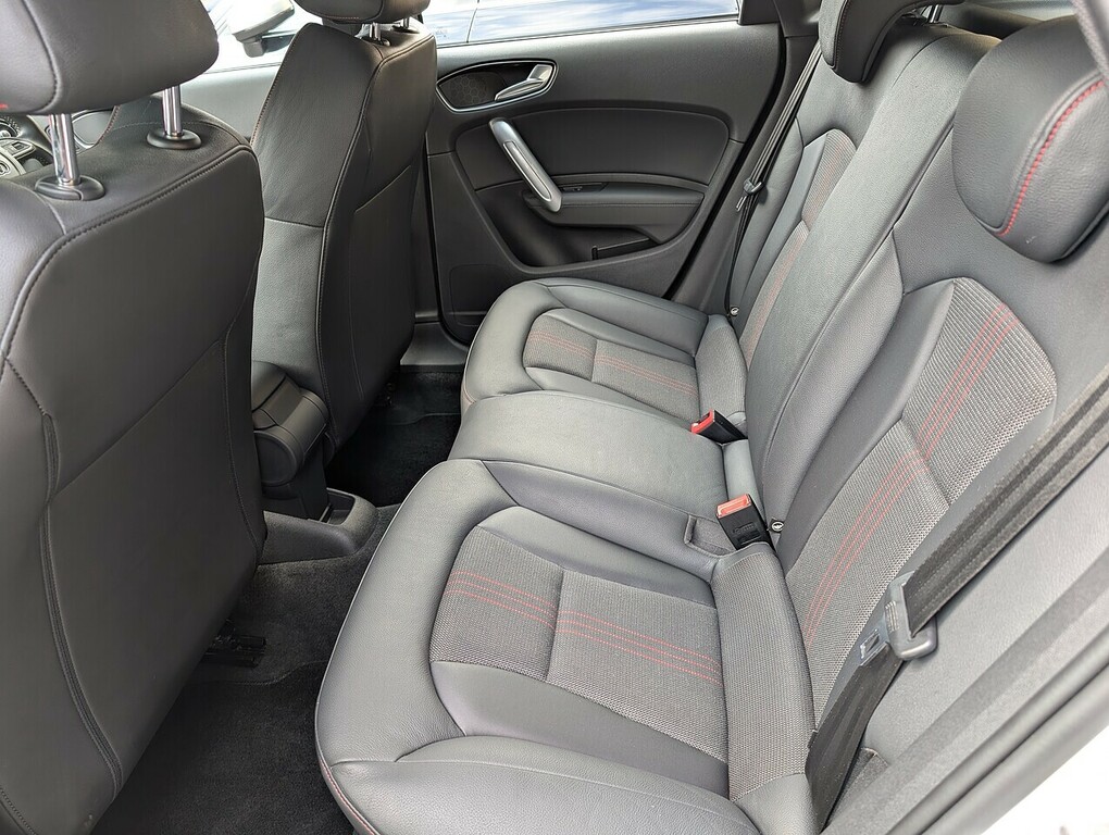 Audi A1 1.4 Tfsi Cod S Line Sportback Eu RK65YCZ White #6
