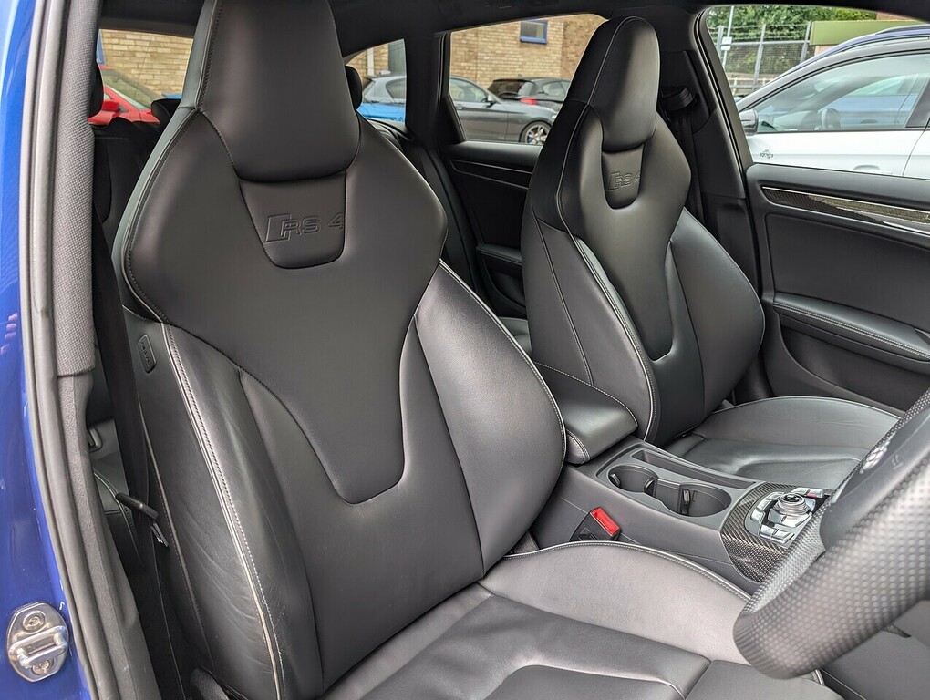 Audi RS4 Avant 4.2 Fsi V8 Estate S Tronic Quattro Euro Blue #4