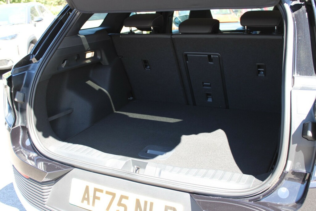 Ford Explorer 210Kw Select 77Kwh Black #6