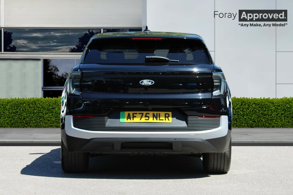 Ford Explorer 210Kw Select 77Kwh Black #5