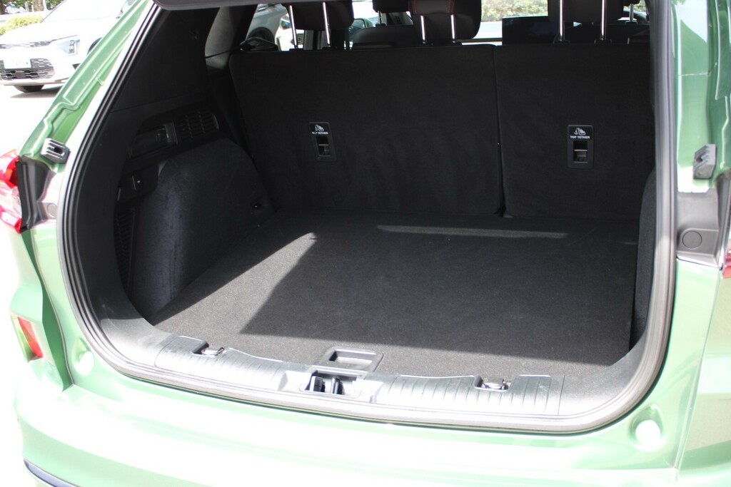 Ford Kuga 2.5 Fhev St-line X Cvt MJ24EFL Green #6