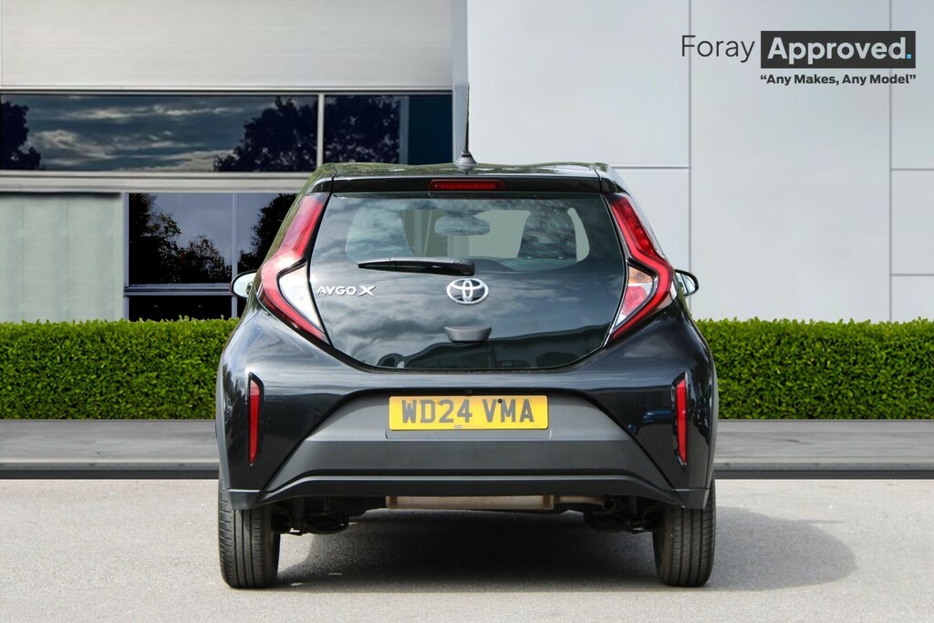 Toyota Aygo X 1.0 Vvt-i Pure WD24VMA Black #5