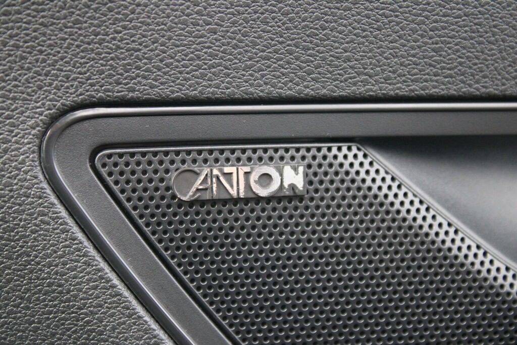 Skoda Karoq Se Technology Blue #37